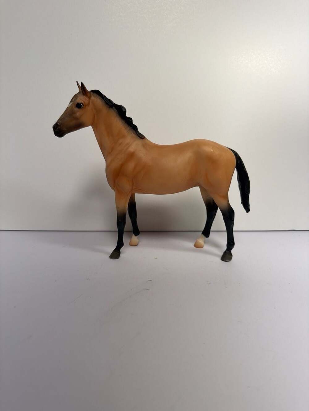 Breyer Classics Buckskin Roan Duchess Mold Horse Thoroughbred Cross